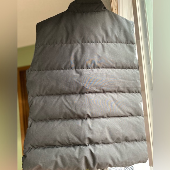 Canada Goose Arctic Program Vest - Picture 10 of 14